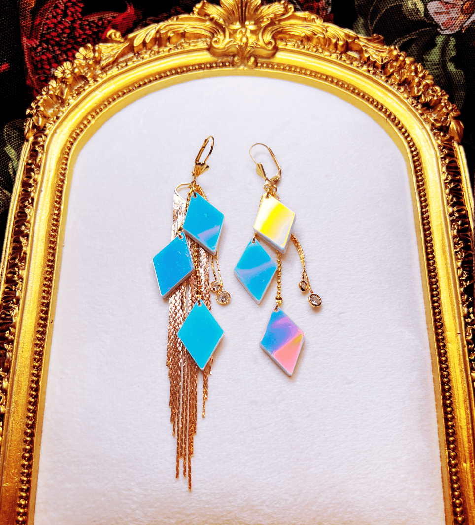 TWIN EEL Earrings (SINGLE)