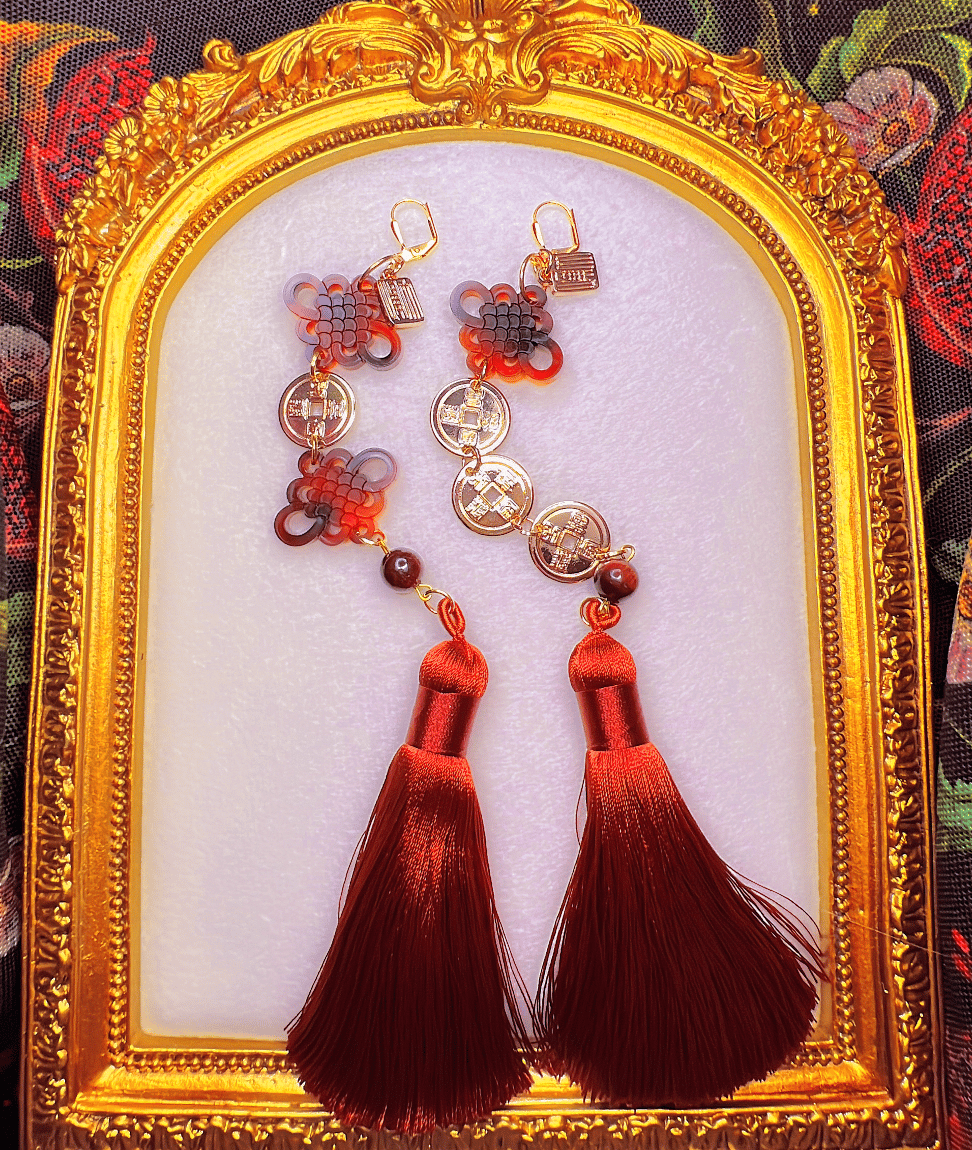 TORTOISE HERALD ACRYLIC &amp; METAL EARRINGS (Single)